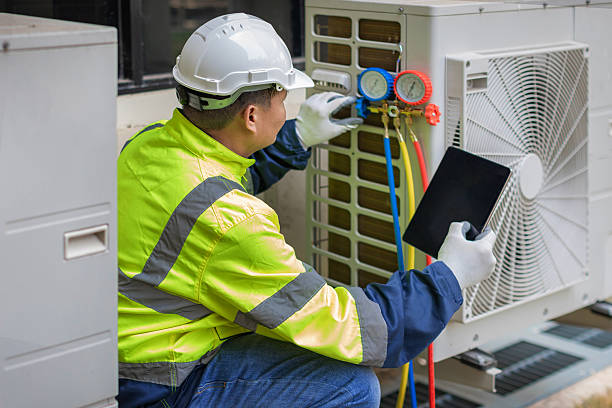 Professional Hvac technician working in Victoria, KS